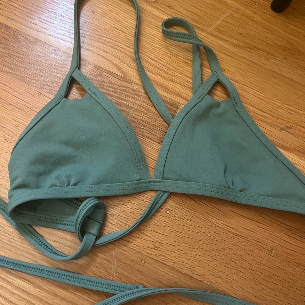 Jolyn top